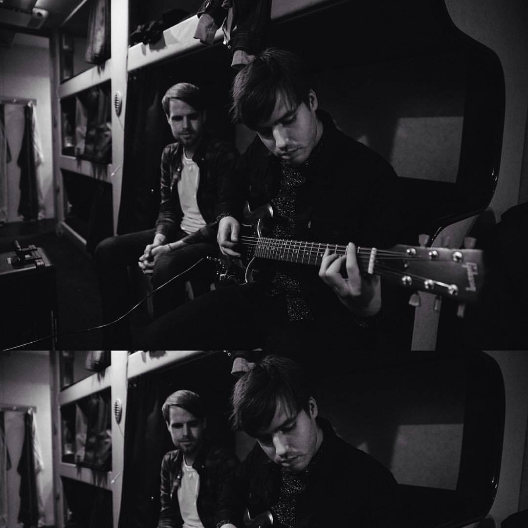 Fall 2015 | Writing for The Home Inside My Head while on the AP Tour. | photo:@ericteti